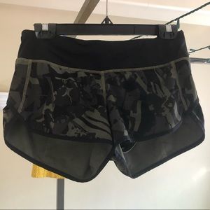 Lululemon Speed Short 2.5” Size 4